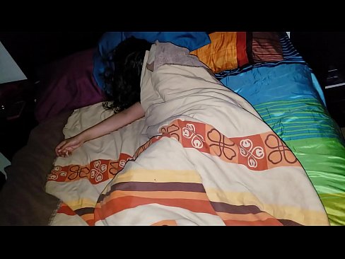 ❤️ Stepson ap reprimande jenn bèlmè li pandan l ap dòmi. Videyo sèks nan ht.pinkporno.ru